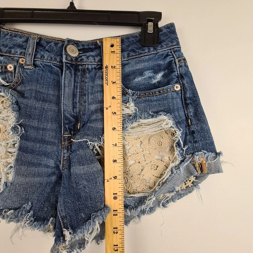 American Eagle High Rise Festival Shorts Denim‎ & Lace Size 6 Boho Cream Floral